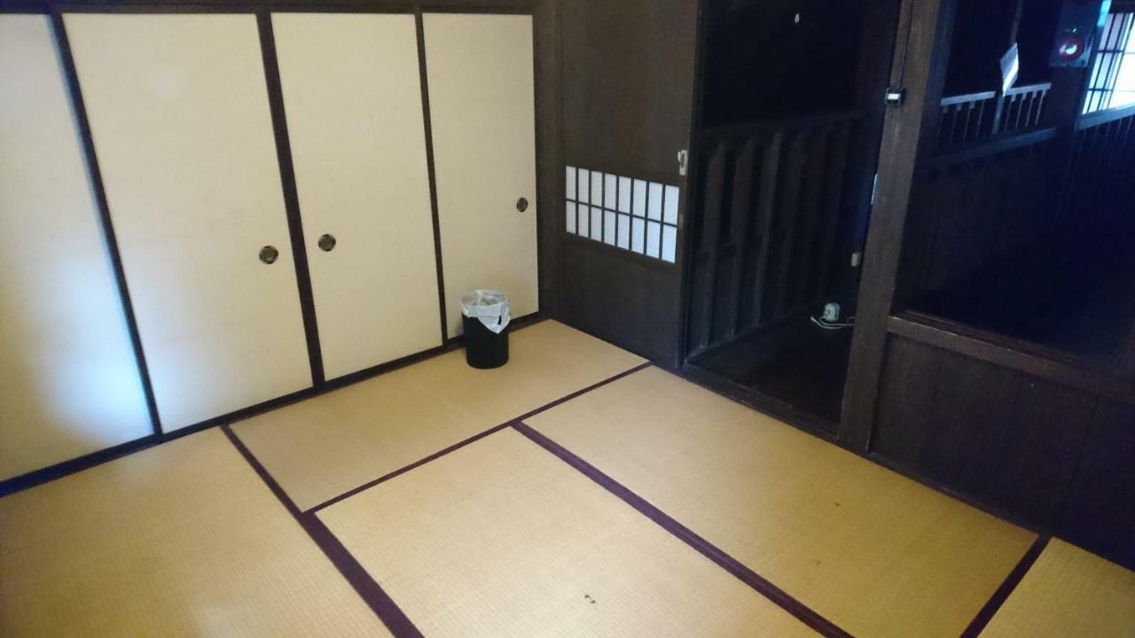 Gokayama Gassho No Sato Hotell Nanto Exteriör bild