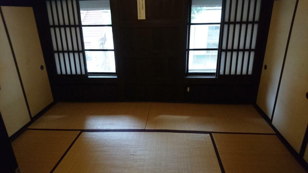 Gokayama Gassho No Sato Hotell Nanto Exteriör bild